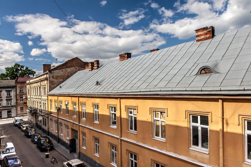 Modern 2Br Apartment In Central Lviv Exterior photo