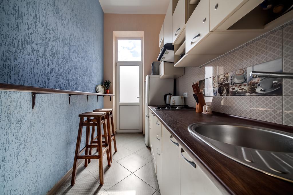 Modern 2Br Apartment In Central Lviv Exterior photo