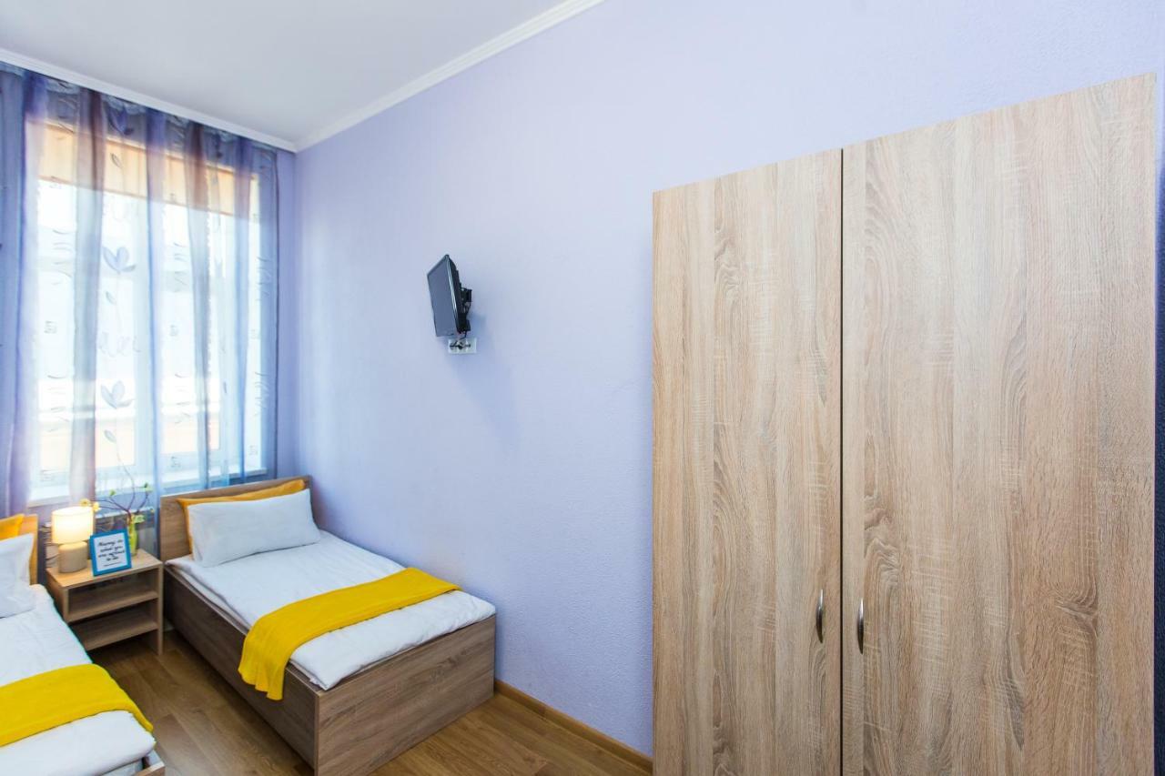 Modern 2Br Apartment In Central Lviv Exterior photo